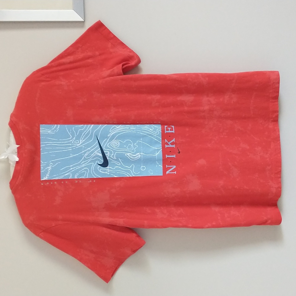 Nike Men's Red Tie Dye T-Shirt with Pocket - Picture 2 of 12